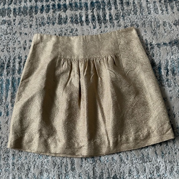 J. Crew Dresses & Skirts - J Crew Champagne Gold Lined Mini Skirt - Size 0
